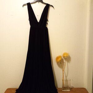 Fame & Partners Black Pleated Plunge Allegra Gown Holiday Dark Princess Goth